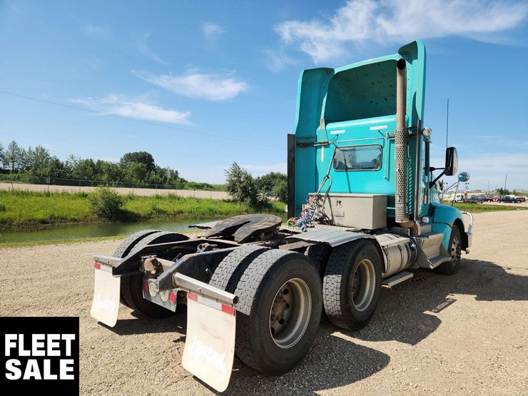 2014-kenworth-t660-image-3