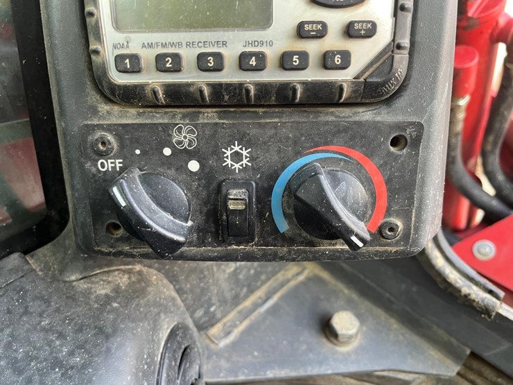 takeuchi-tl12r2-image-29