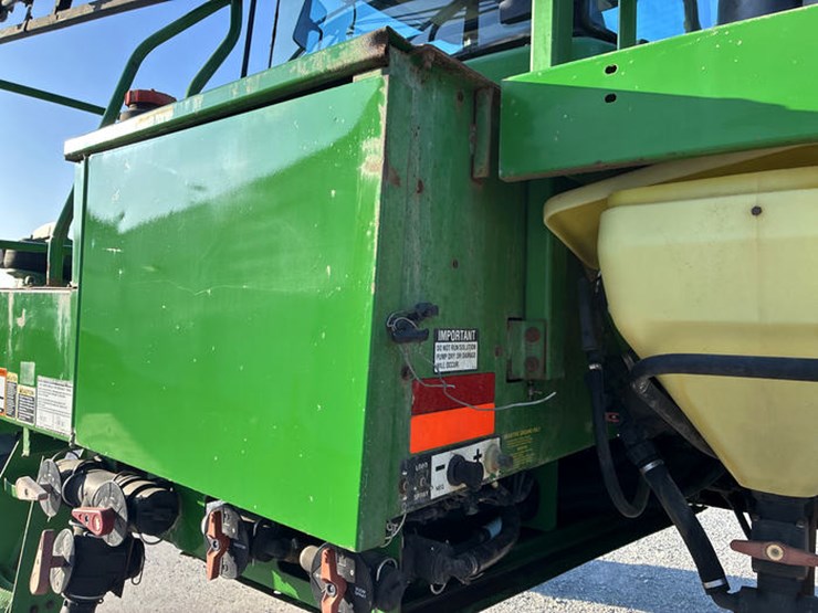 1999-john-deere-4700-image-28