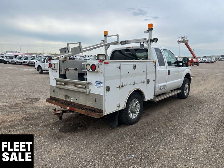 2015-ford-f350-image-11