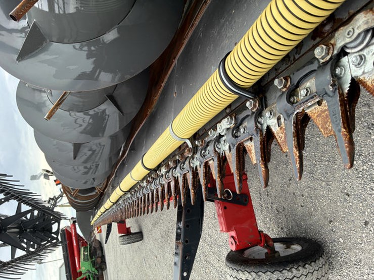 gleaner-8200-image-4
