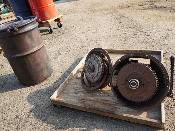 #145-•-parts-clutches-image-3