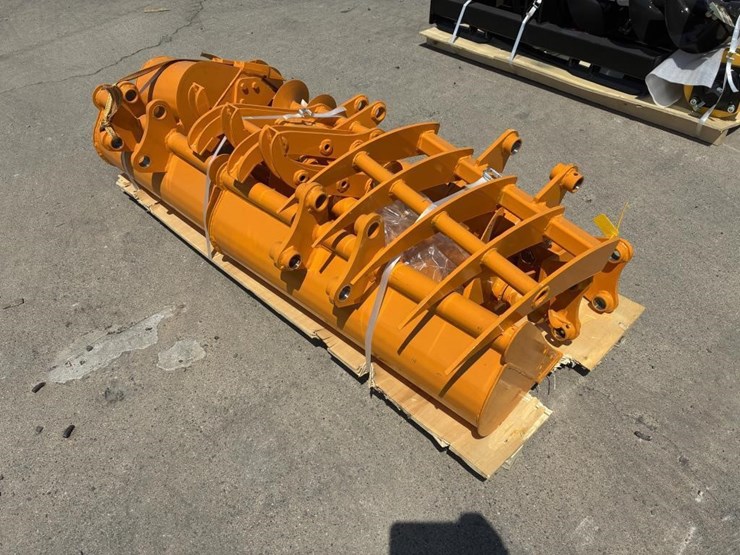 caterpillar-301.8-image-4