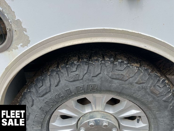 2015-ford-f350-image-9