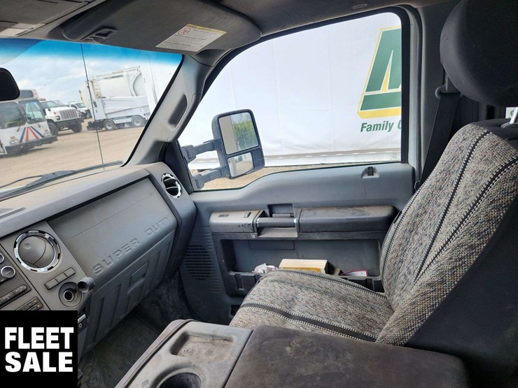 2016-ford-f550-image-13