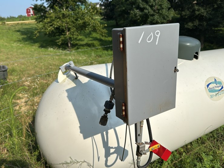 #109-•-propane-tank-filler-image-1