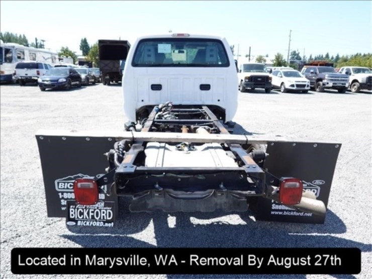 2013-ford-f550-image-24