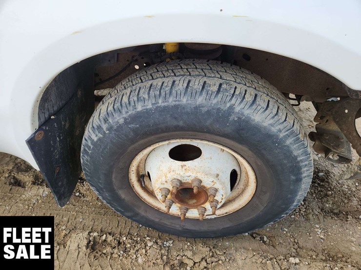 2004-ford-f350-image-21