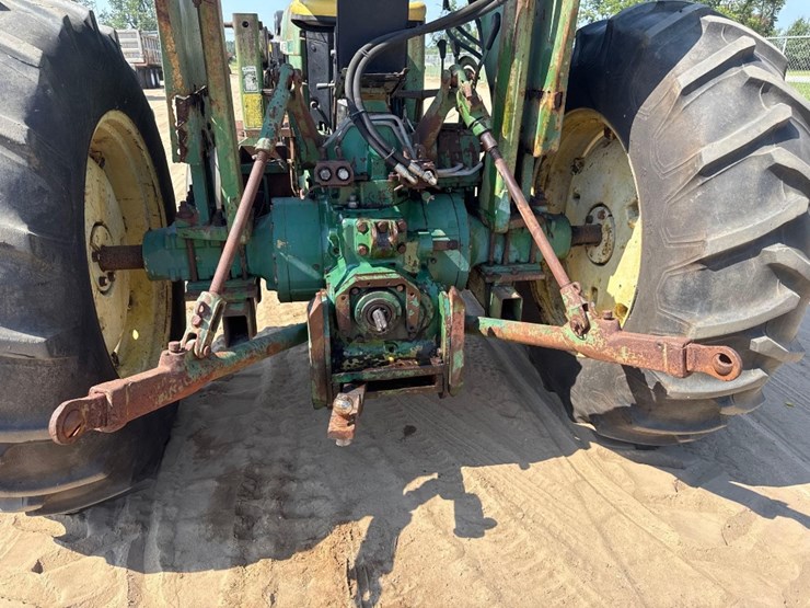 john-deere-2840-image-13