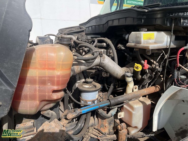2009-international-durastar-4300-image-14