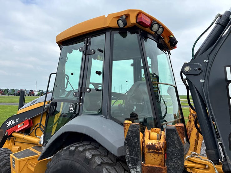 2018-john-deere-2018-image-38