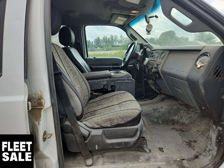 2016-ford-f550-image-16
