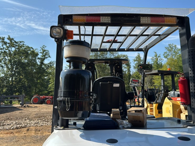 #268-•-2024-liugong-2050h-forklift-image-35