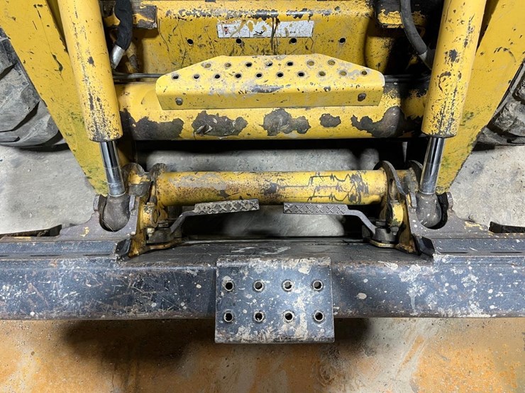 john-deere-250-image-10