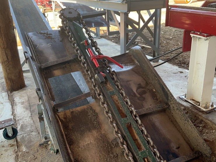 #125-•-barn-sweep-conveyor-image-9