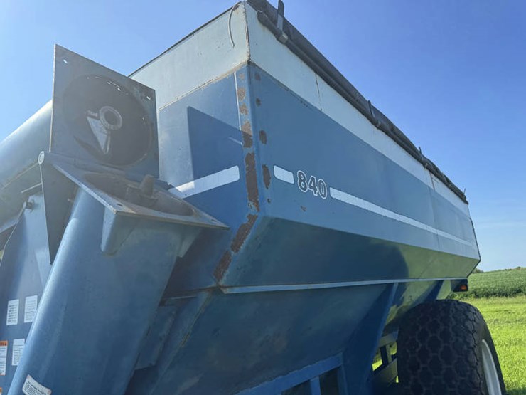 1997-kinze-840-image-18