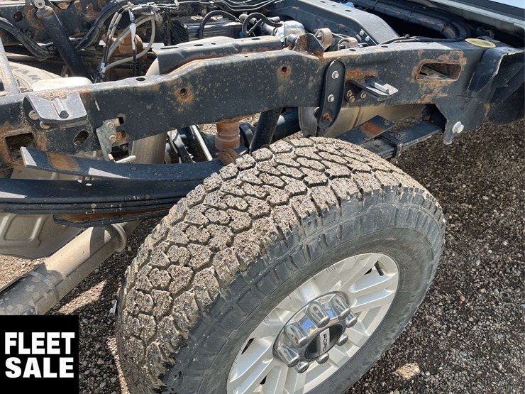 2017-ford-f350-image-12