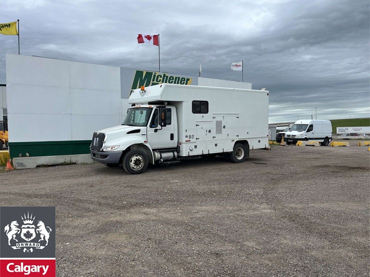 2012-international-durastar-4300-image-5