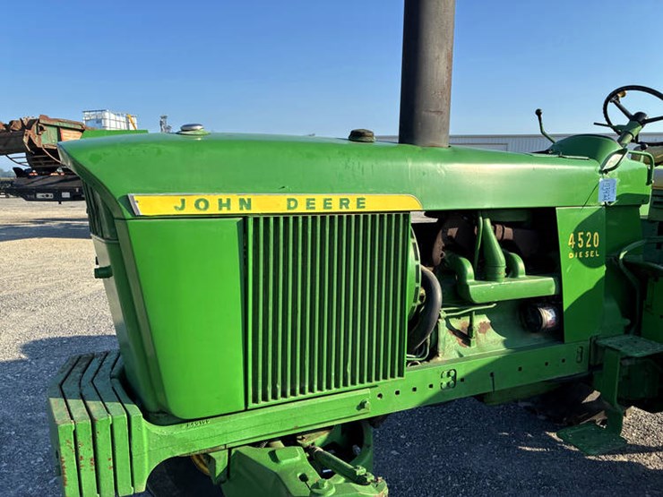 1969-john-deere-4520-image-23