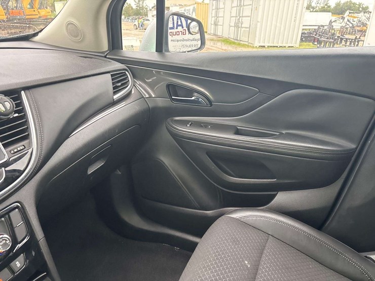 2017-buick-encore-image-9
