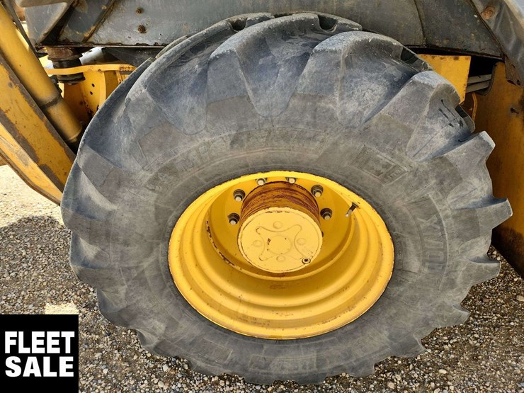 2007-deere-410j-image-17