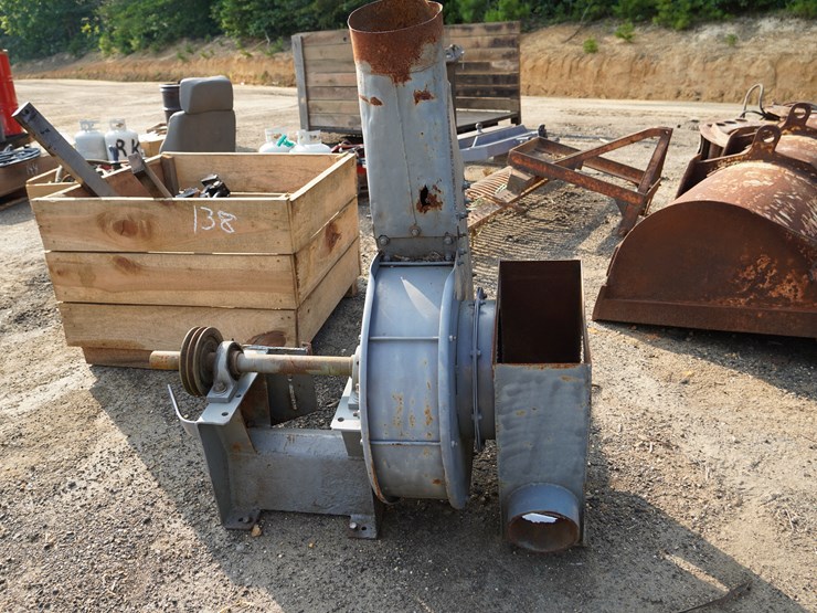 #137-•-22”-chip-blower-image-2