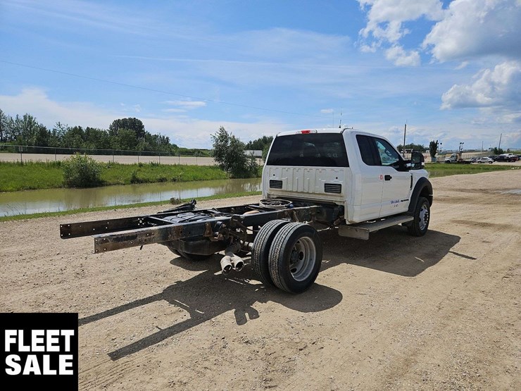 2019-ford-f550-image-4