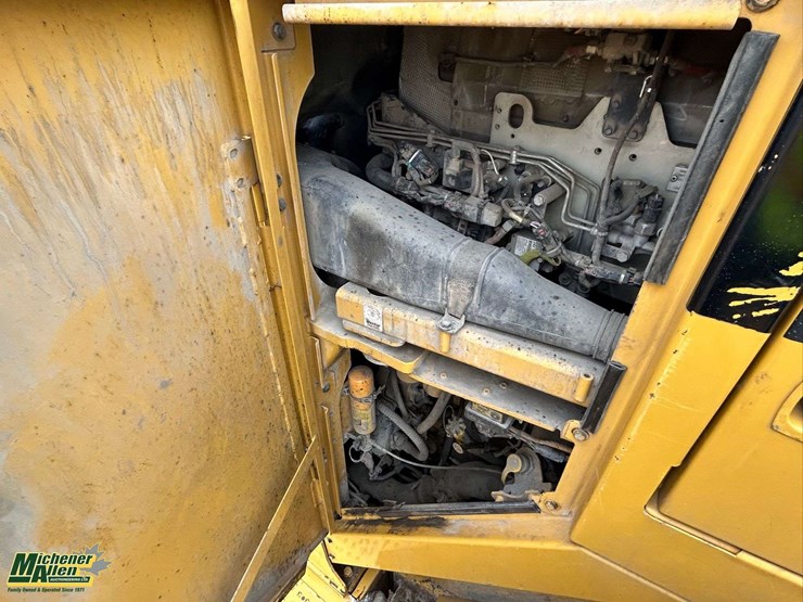 2016-caterpillar-836k-image-30