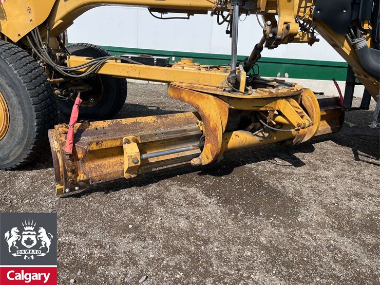 caterpillar-140m-image-11