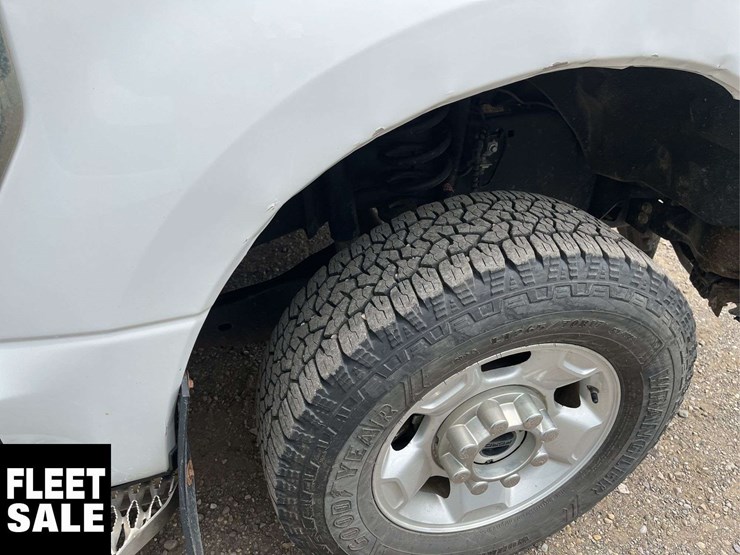 2020-ford-f350-image-15