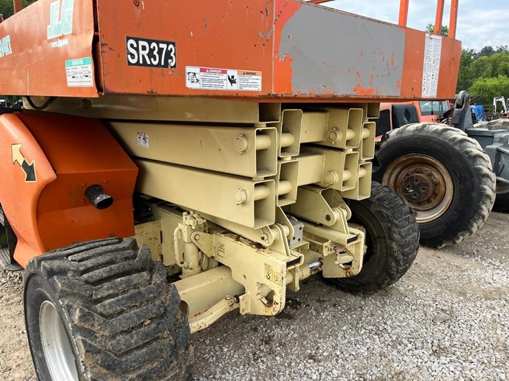 2004-jlg-3394rt-image-13