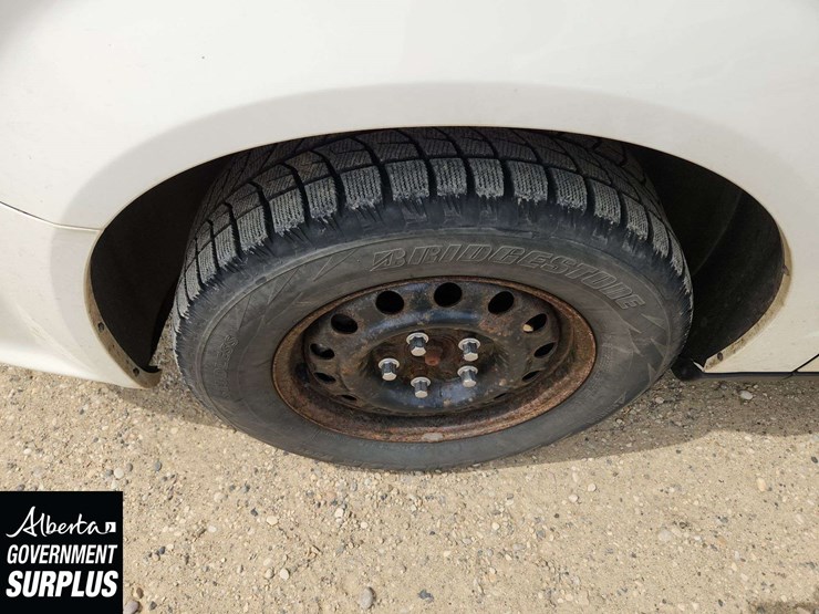 2013-dodge-grand-caravan-image-24