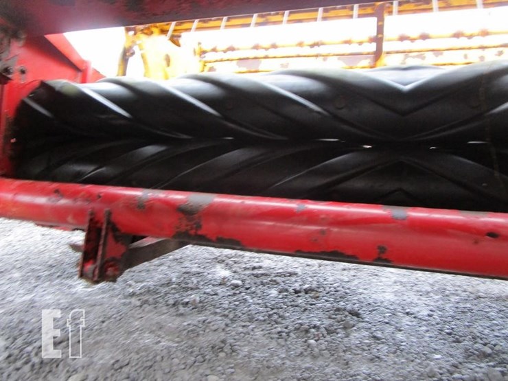 new-holland-472-image-5
