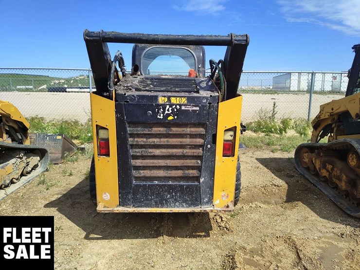 2019-caterpillar-262d-image-10