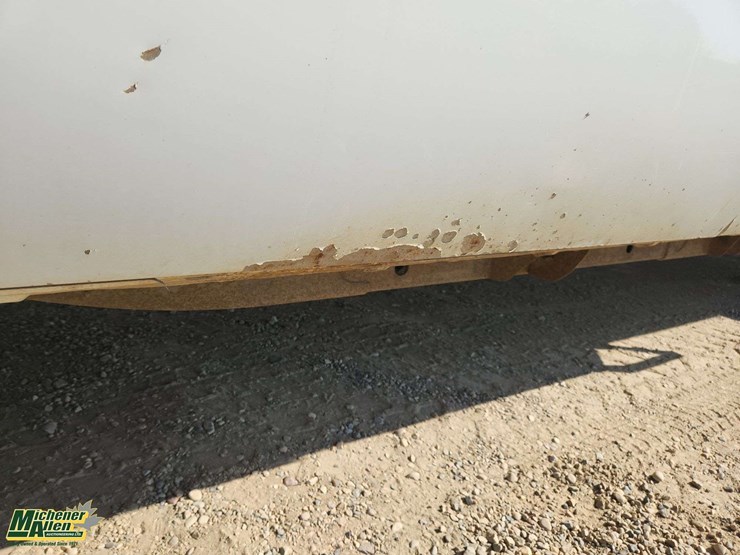 2011-chevrolet-silverado-3500hd-image-35