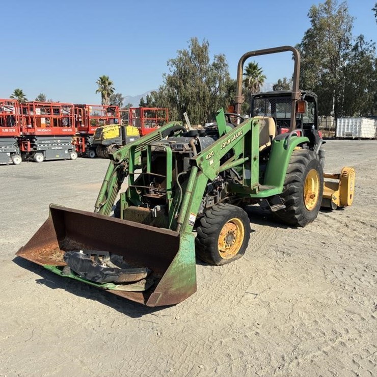 2001 JOHN DEERE 4300