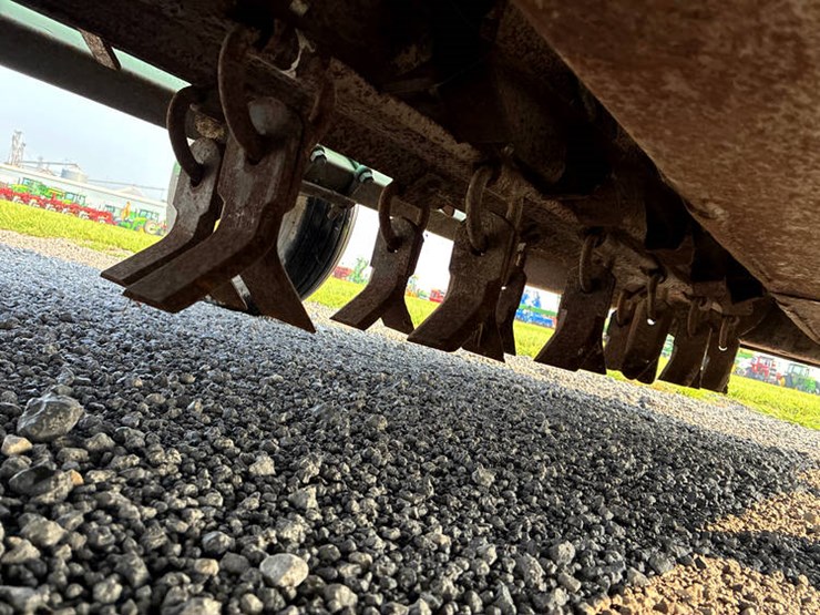 john-deere-27-image-16