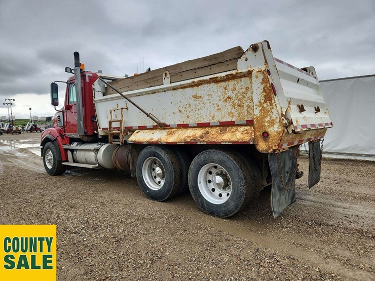 2012-freightliner-coronado-122-sd-image-3