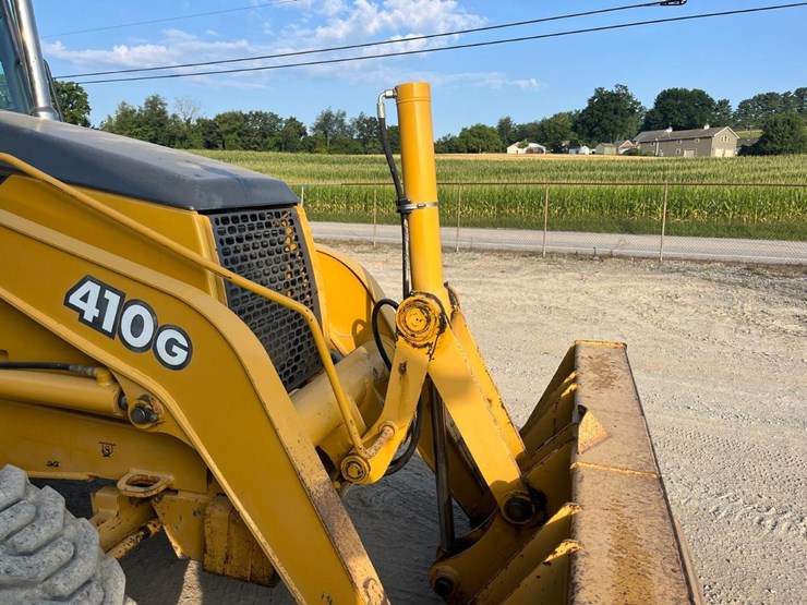 deere-410g-image-24