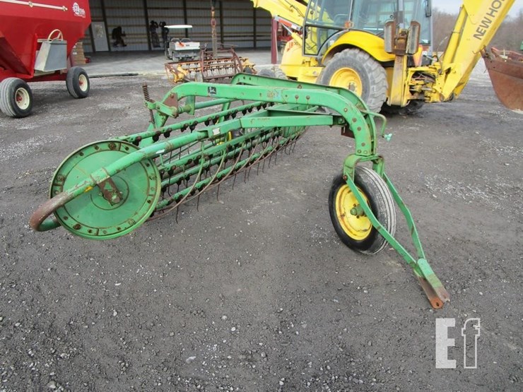 john-deere-672-image-2