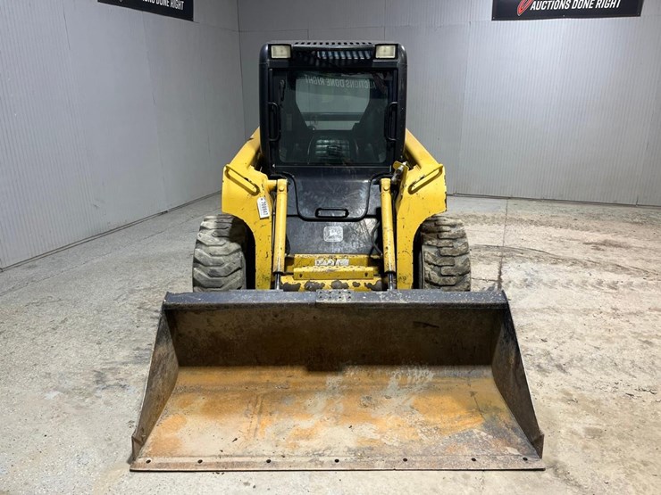 john-deere-250-image-8