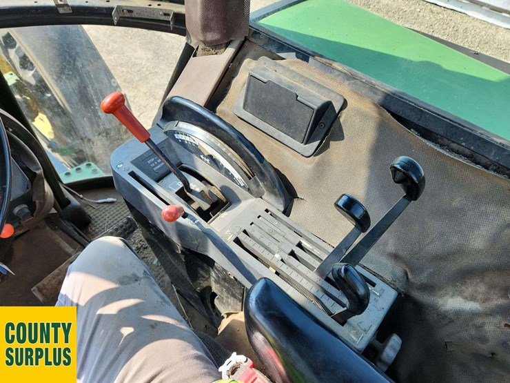 1988-john-deere-4650-image-16