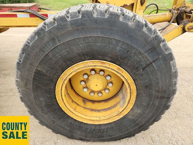 2008-caterpillar-14m-image-25