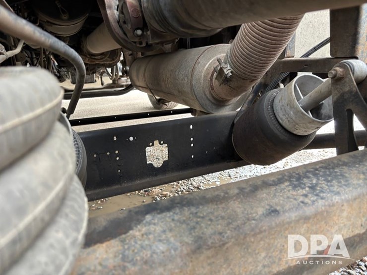 2005-caterpillar-c15-image-87
