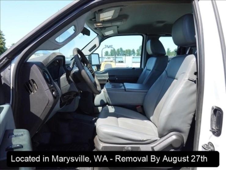 2014-ford-f550-image-13