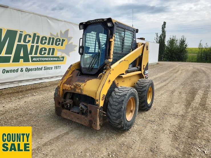 2005-caterpillar-246b-image-1