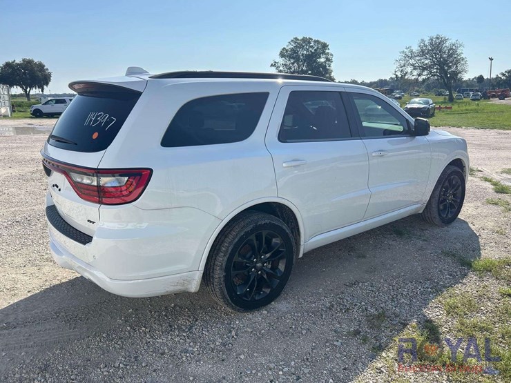 2021-dodge-durango-image-3