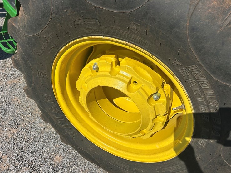john-deere-4066m-image-6