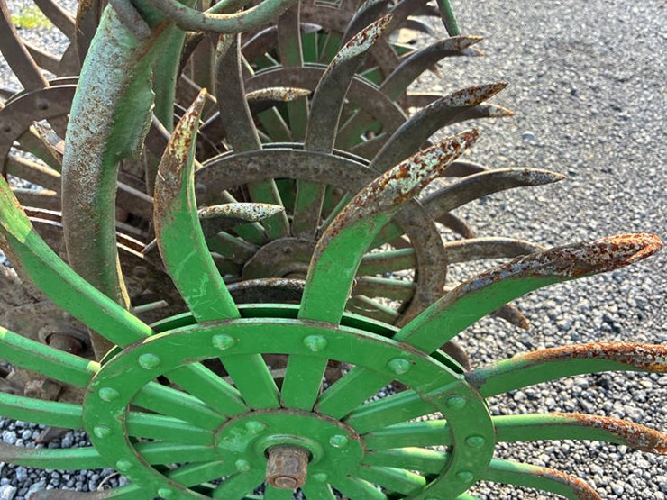 john-deere-400-image-9
