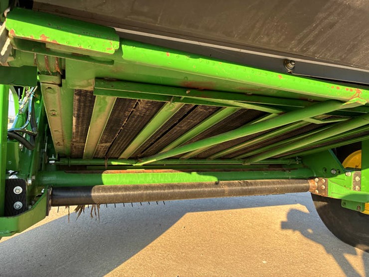 2019-john-deere-560m-image-40